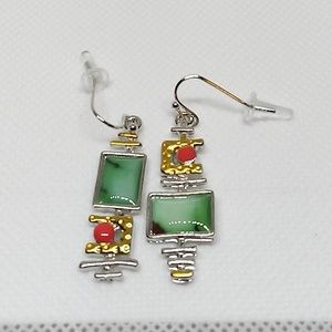 Adorable fashion jewelry earrings